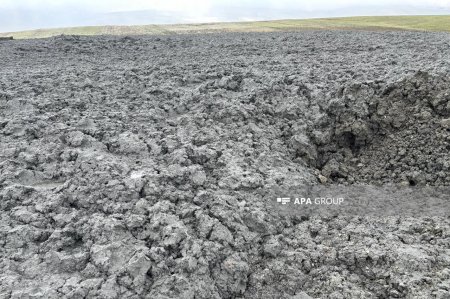 Azərbaycanda vulkan PÜSKÜRDÜ - FOTO