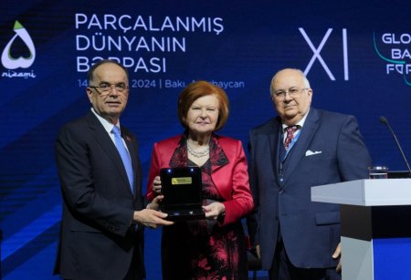“Nizami Gəncəvi Beynəlxalq mükafatı”nın təqdimetmə mərasimi keçirilib - FOTOLAR