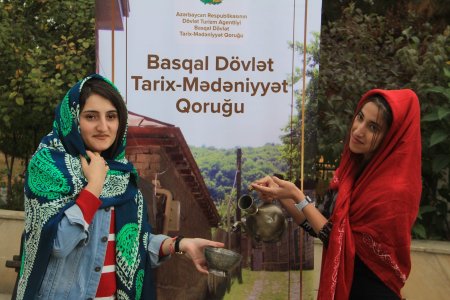 Daşdəmir Əjdəroğlu: Xeyirxah basqallılar - FOTOLAR