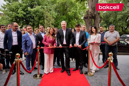 Bakcell Şuşada yeni mağazasını təqdim etdi! - FOTOLAR Bakcell Şuşada yeni mağazasını təqdim etdi! - FOTOLAR