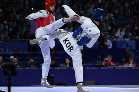 Azərbaycan taekvondoçusu Paris Olimpiadasında gümüş medal qazanıb Azərbaycan taekvondoçusu Paris Olimpiadasında gümüş medal qazanıb