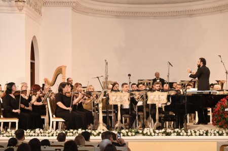 Üzeyir Hacıbəyli XVI Beynəlxalq Musiqi Festivalının açılış mərasimi olub - FOTOLAR Üzeyir Hacıbəyli XVI Beynəlxalq Musiqi Festivalının açılış mərasimi olub - FOTOLAR