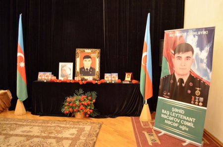 Vətən Müharibəsi Qəhrəmanı Zaur Nudirəliyev və Cəmil Nəcəfovun xatirələri anılıb - FOTOLAR Vətən Müharibəsi Qəhrəmanı Zaur Nudirəliyev və Cəmil Nəcəfovun xatirələri anılıb - FOTOLAR