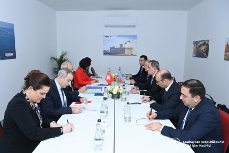 Ceyhun Bayramov isveçrəli həmkarı ilə regional yenidənqurma və sülh gündəliyini müzakirə edib - YENİLƏNİB Ceyhun Bayramov isveçrəli həmkarı ilə regional yenidənqurma və sülh gündəliyini müzakirə edib - YENİLƏNİB