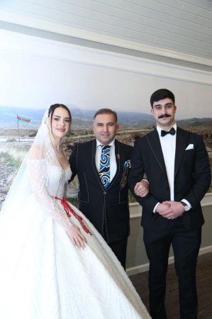 Milli Qəhrəmanın oğlunun toyudur - Foto Milli Qəhrəmanın oğlunun toyudur - Foto