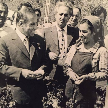 ARZU YAQUB qızı : Öndərin canlı əsəri - FOTO